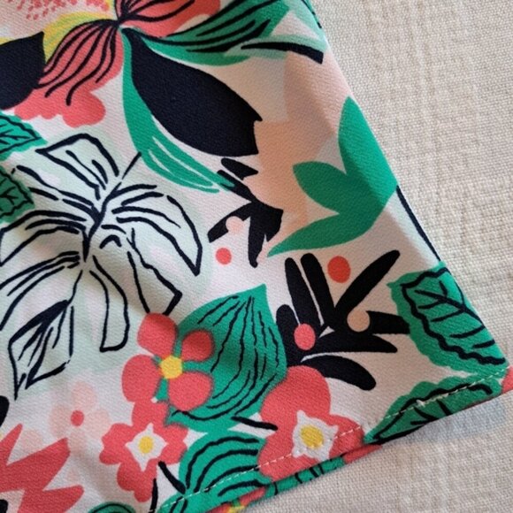 Crown & Ivy girls size 7 floral dress with ruffle collar, back collar tie, EUC - Picture 2 of 6